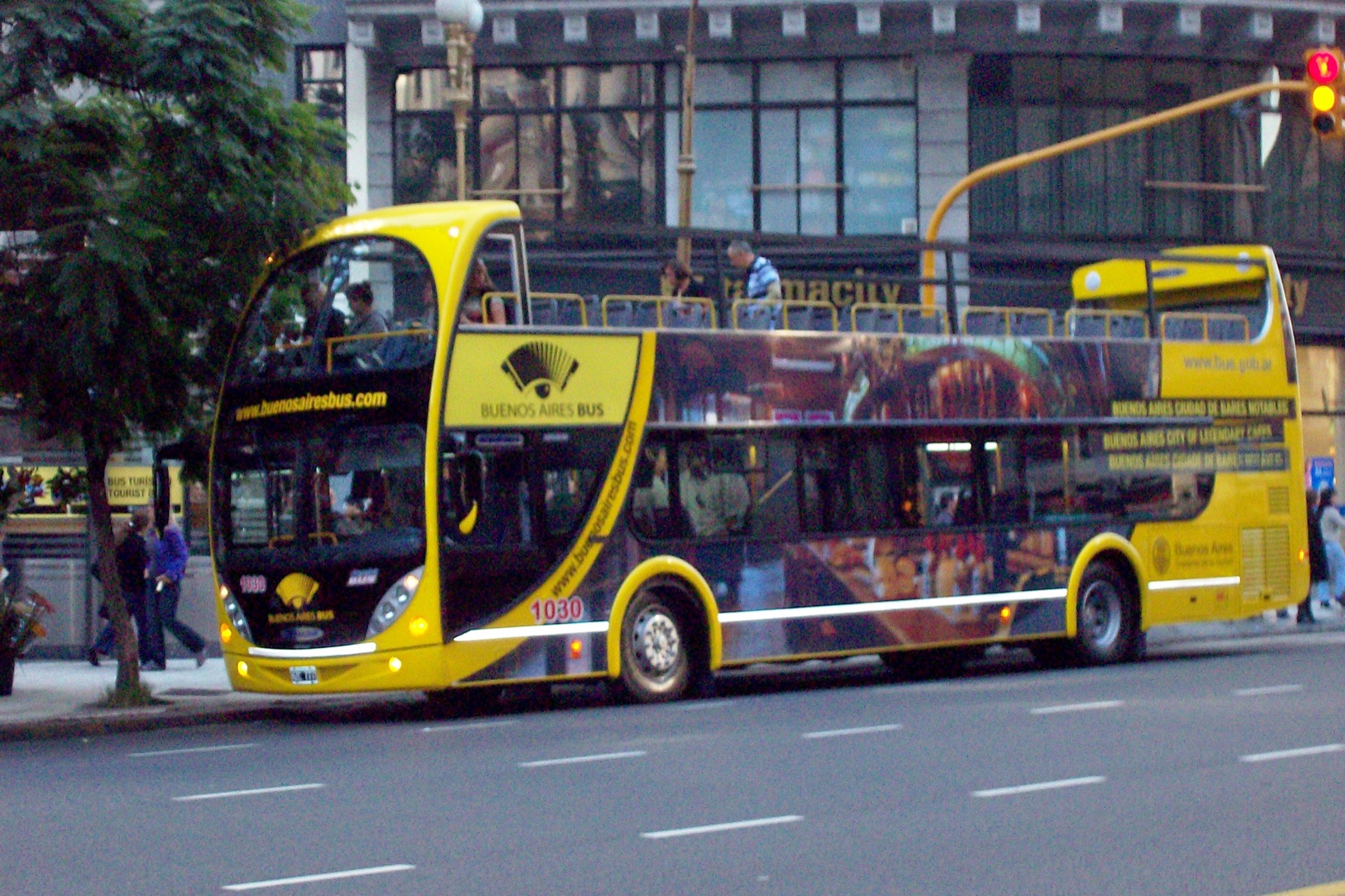 Buenos Aires Bus — Hop on / Hop off
